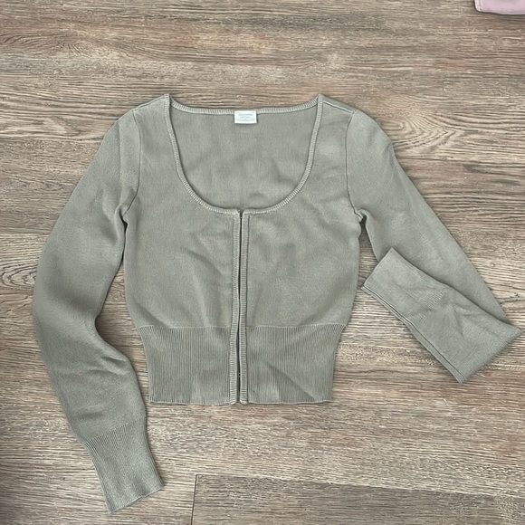 Abercrombie cardigan - Picture 1 of 4